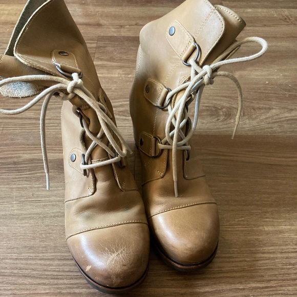 Sorel Joan of Arctic Wedge II Boot Lace Up Bootie, Size 10 - Picture 2 of 7